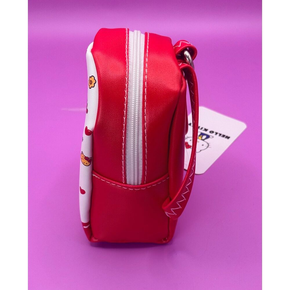 Hello Kitty Back Pack Coin Purse Keychain - Picture 4 of 6